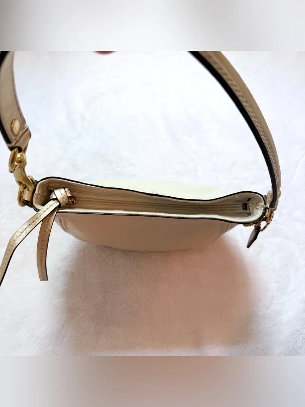 Coach Zoe Y2K White Pearl / Gold Leather Mini Hobo Shoulder Bag 2009 EUC 41864 - Picture 10 of 15